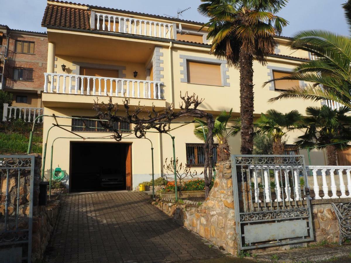 El Cerezo Villa Ciudad Rodrigo Luaran gambar
