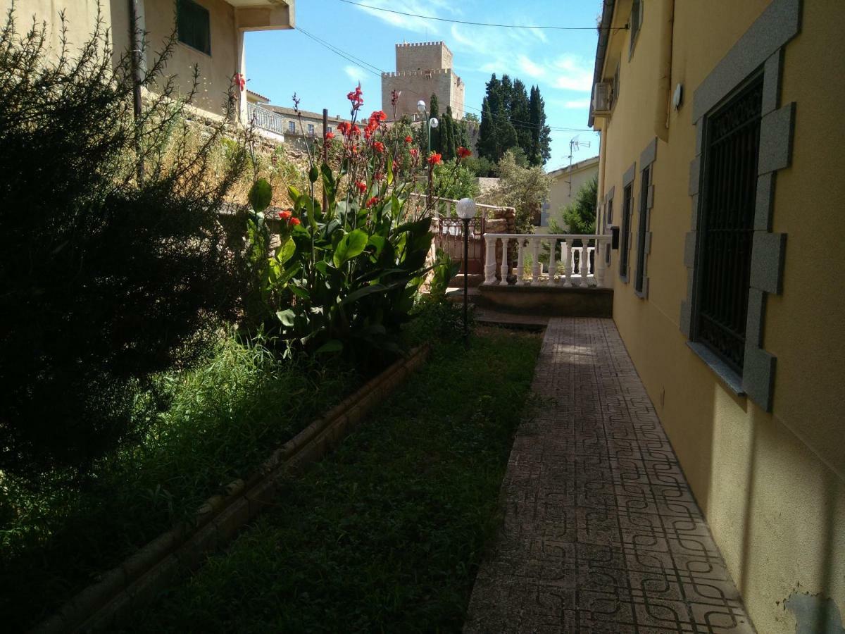 El Cerezo Villa Ciudad Rodrigo Luaran gambar