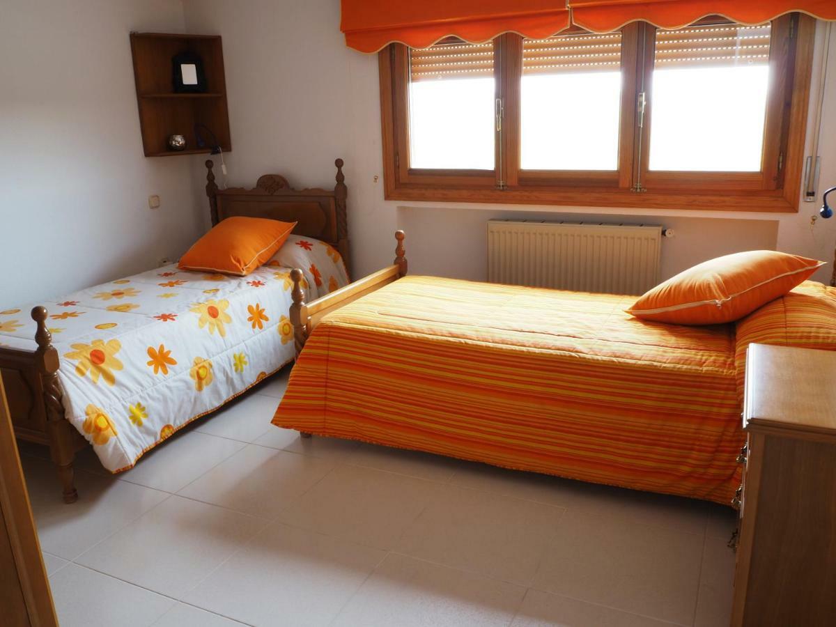 El Cerezo Villa Ciudad Rodrigo Luaran gambar